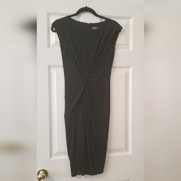 Vince Camuto Dresses & Skirts - Vince Camuto Sheath Dress